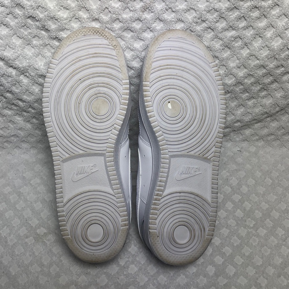 Nike Court Vision Low Sneaker Size 8 - Picture 6 of 6